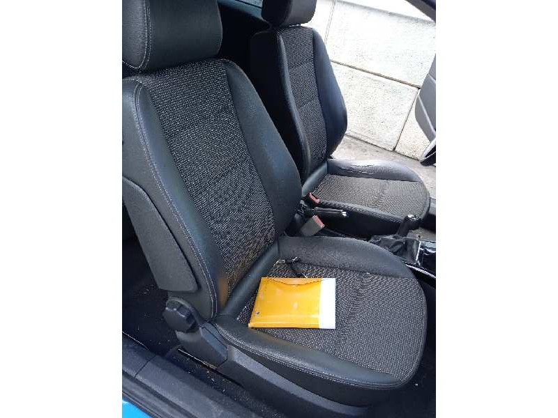 opel astra gtc del año 2007