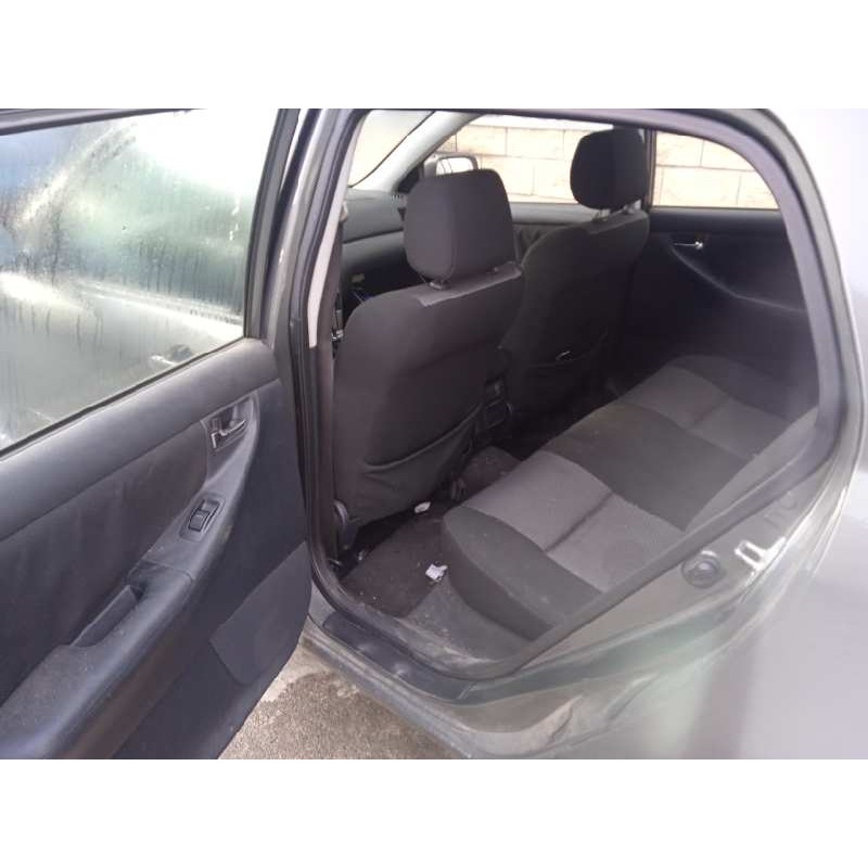 toyota corolla (e12) del año 2006