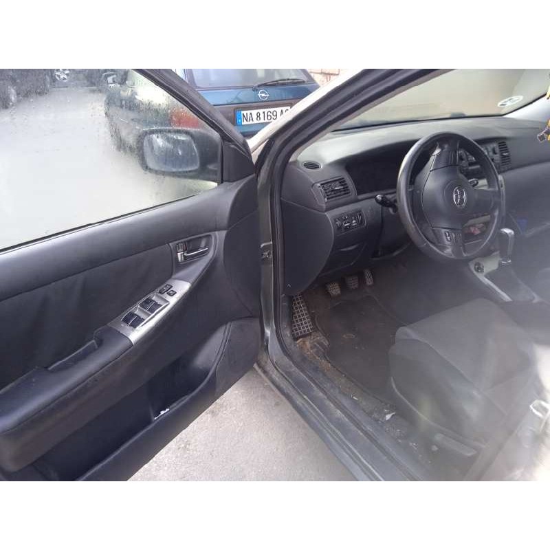 toyota corolla (e12) del año 2006