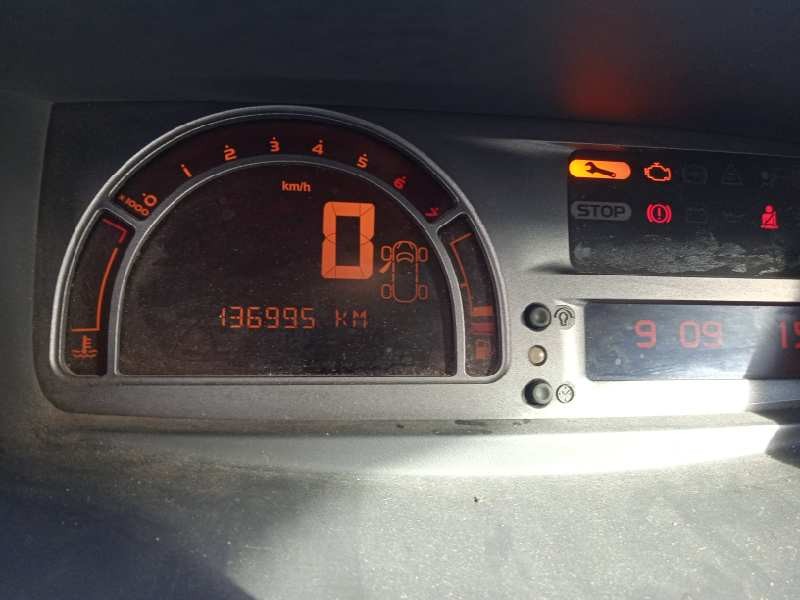 renault grand modus del año 2010