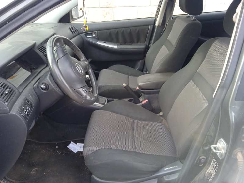 toyota corolla (e12) del año 2006