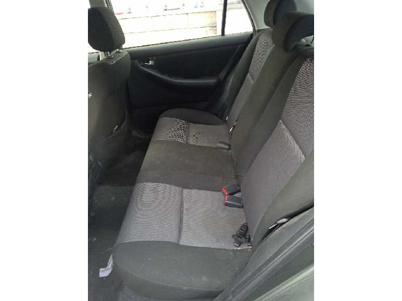 toyota corolla (e12) del año 2006