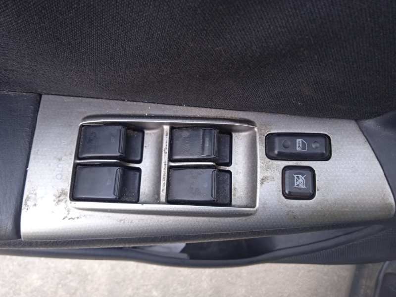 toyota corolla (e12) del año 2006