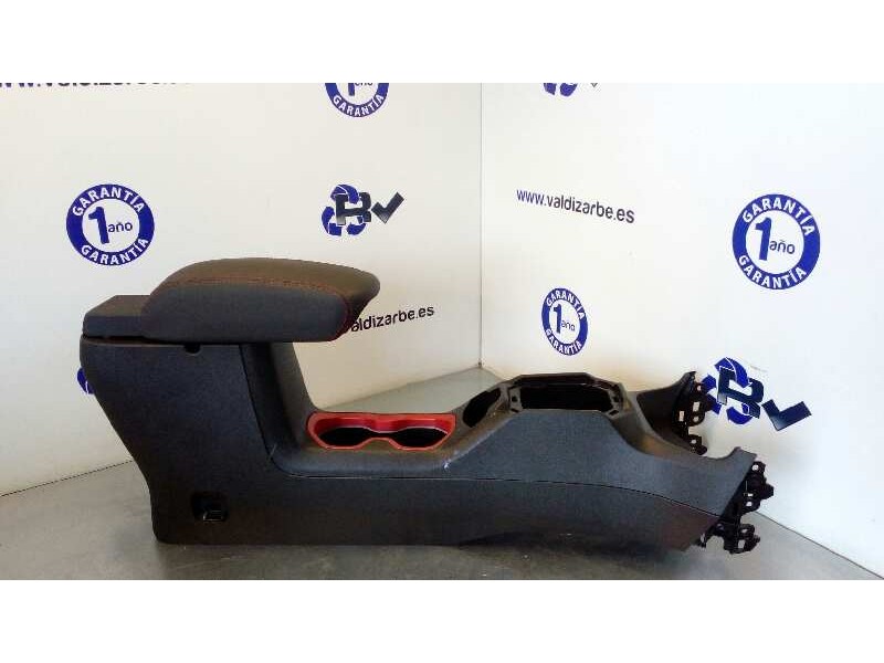 Recambio de apoyabrazos central para jeep renegade trailhawk 4wd referencia OEM IAM 5UX18LS5AA  5UX25LXHAA