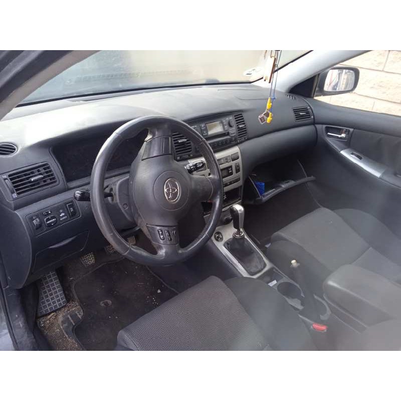 toyota corolla (e12) del año 2006