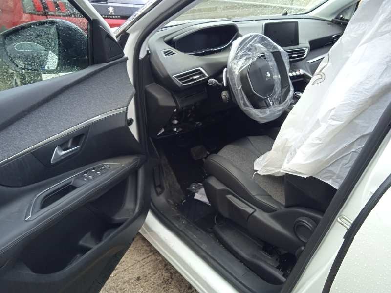 peugeot 3008 del año 2019