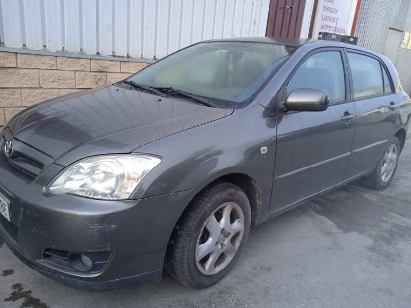 toyota corolla (e12) del año 2006