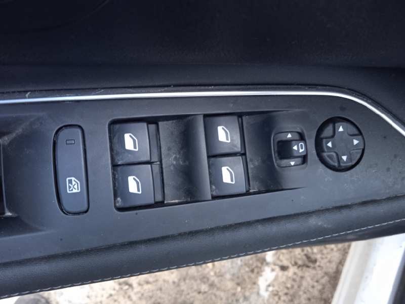 peugeot 3008 del año 2019