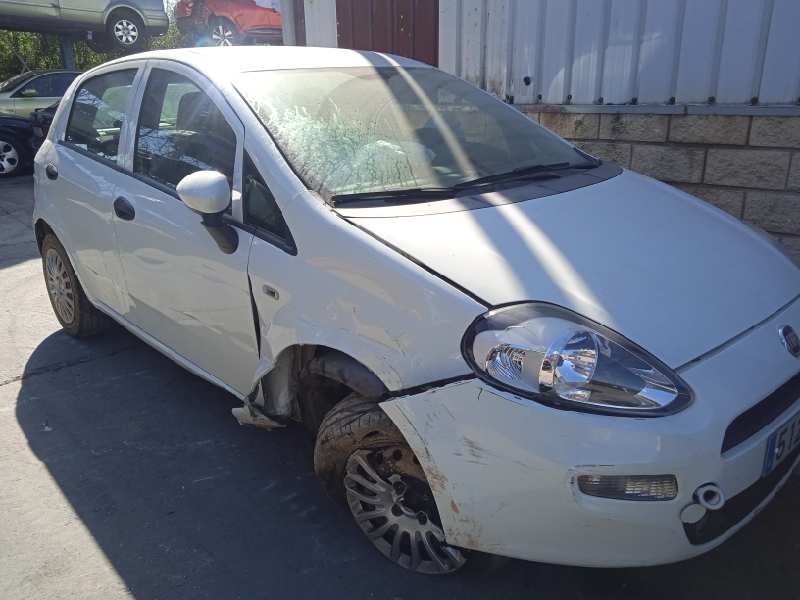 fiat punto (199) del año 2015