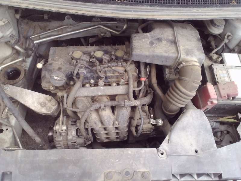 mitsubishi colt berlina 3 (cz) del año 2007