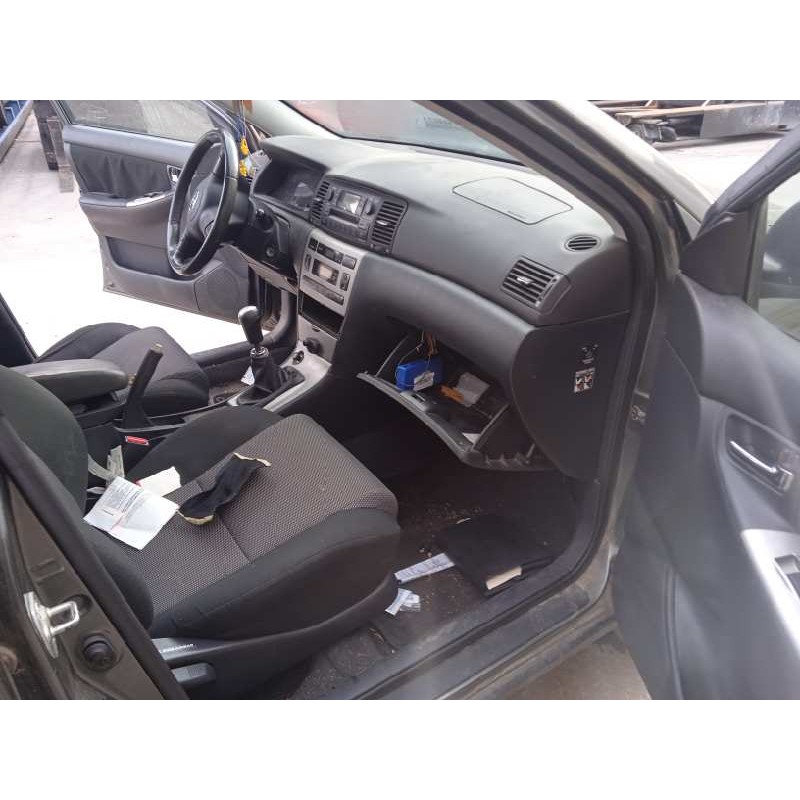 toyota corolla (e12) del año 2006