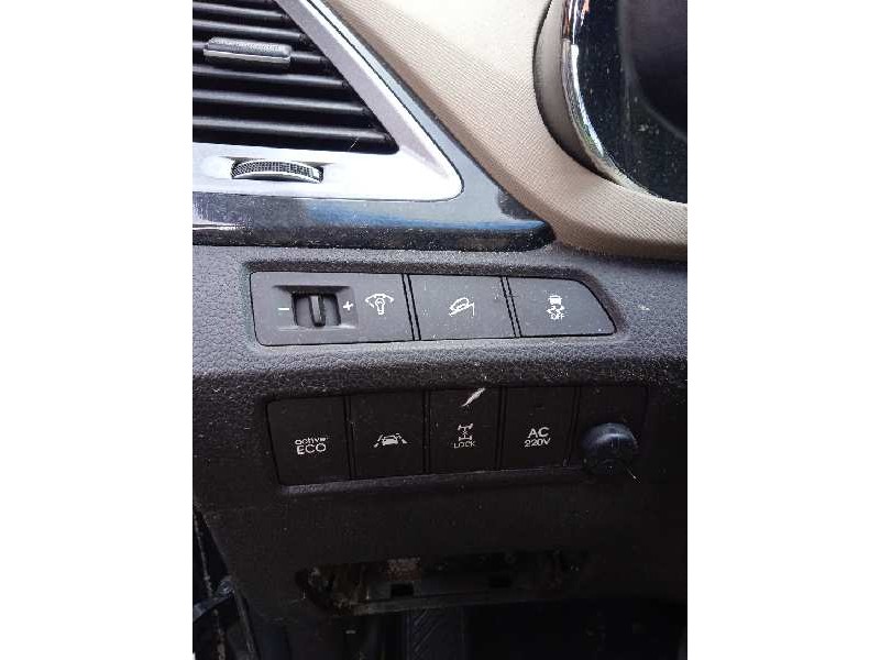 hyundai grand santa fe del año 2015