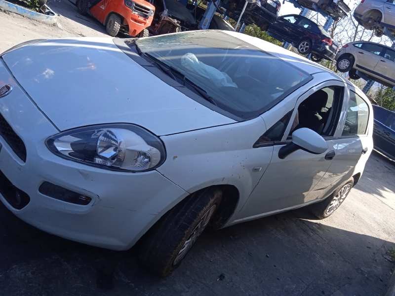 fiat punto (199) del año 2015