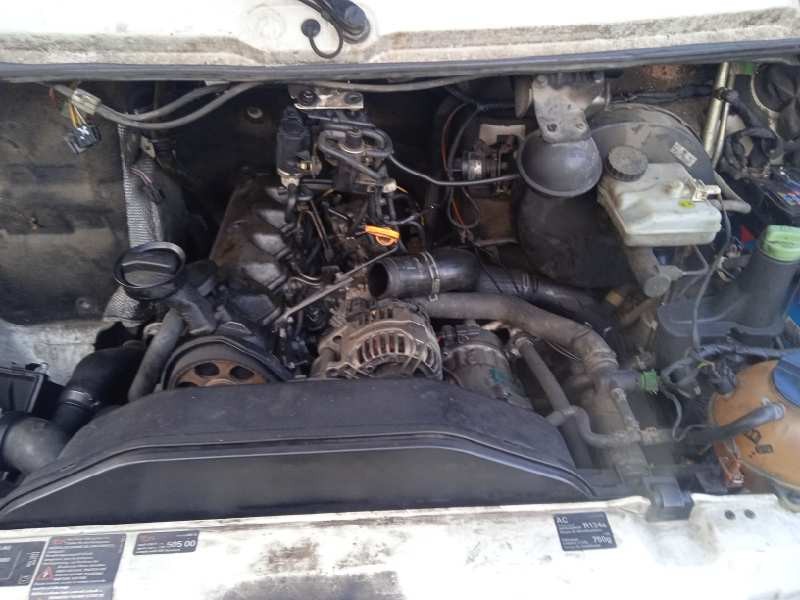 volkswagen lt caja cerrada / combi (mod. 1997) del año 2001