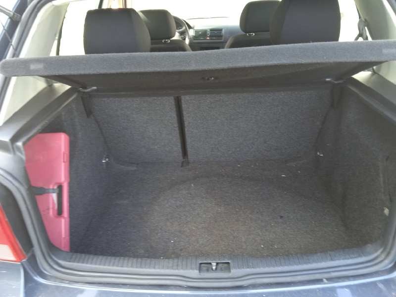 volkswagen golf iv berlina (1j1) del año 2002