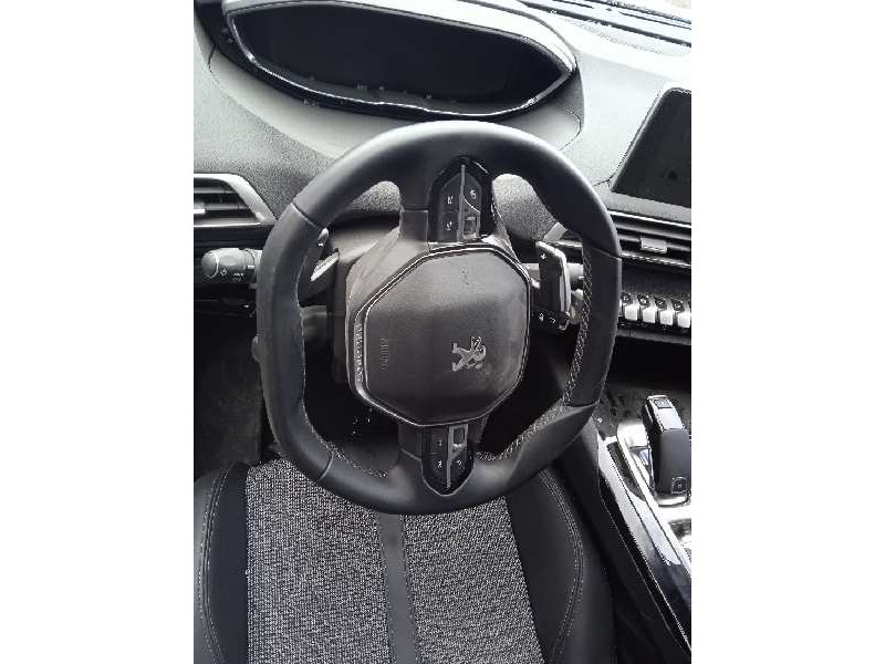 peugeot 3008 del año 2019