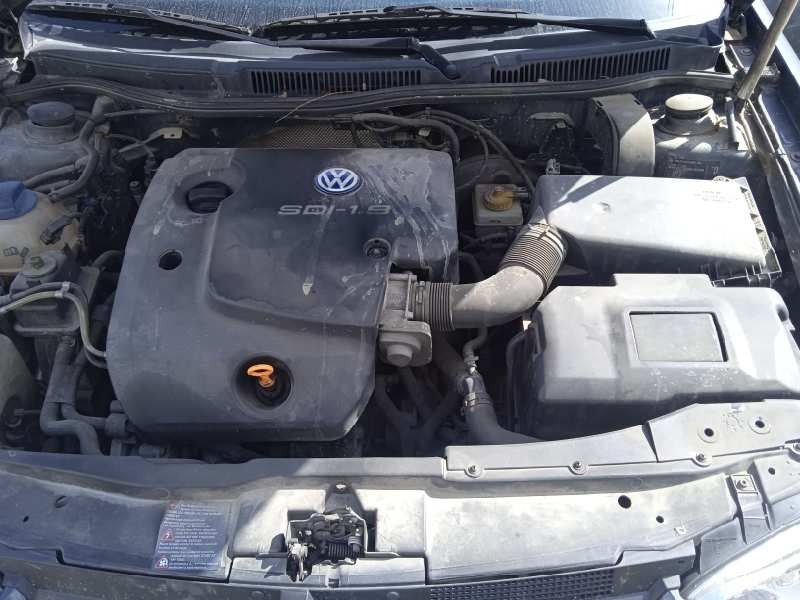 volkswagen golf iv berlina (1j1) del año 2002