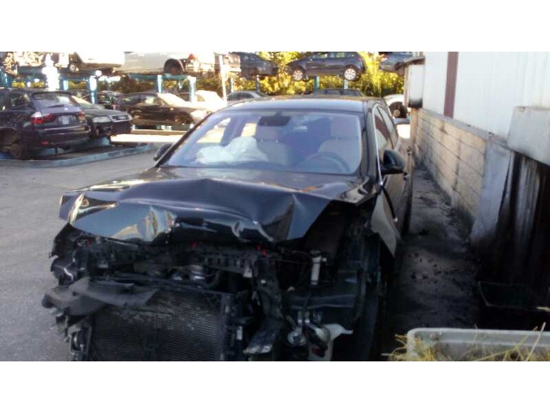 opel insignia berlina del año 2012