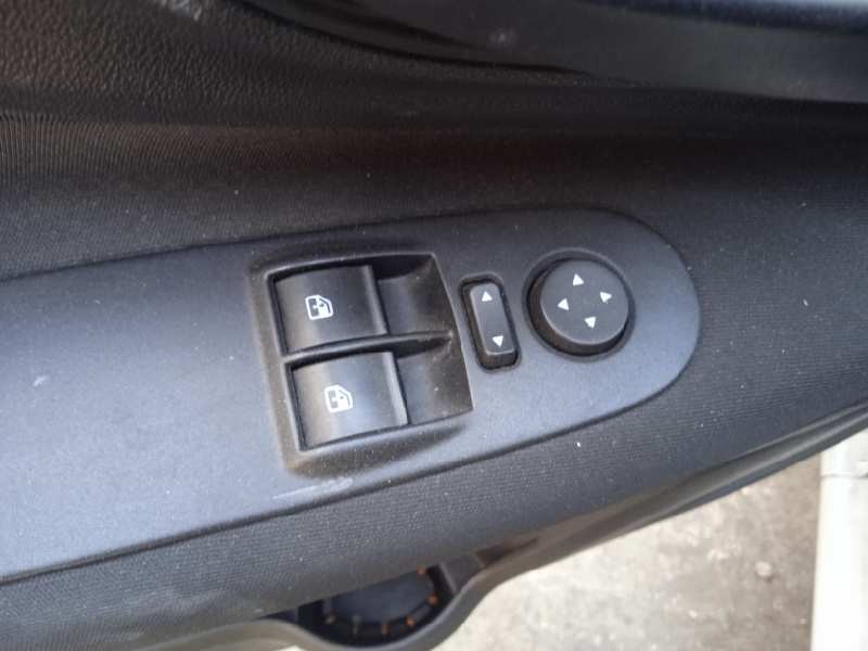 fiat punto (199) del año 2015