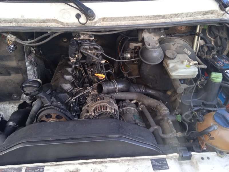 volkswagen lt caja cerrada / combi (mod. 1997) del año 2001