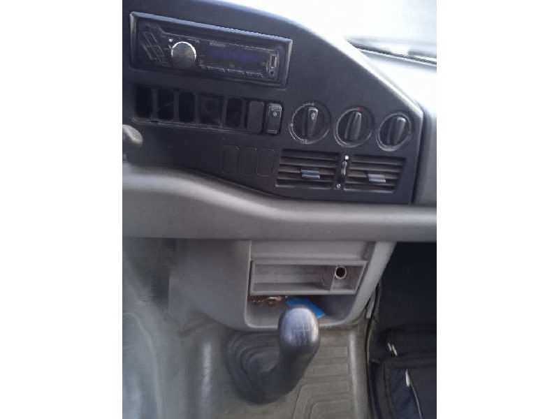 volkswagen lt caja cerrada / combi (mod. 1997) del año 2001