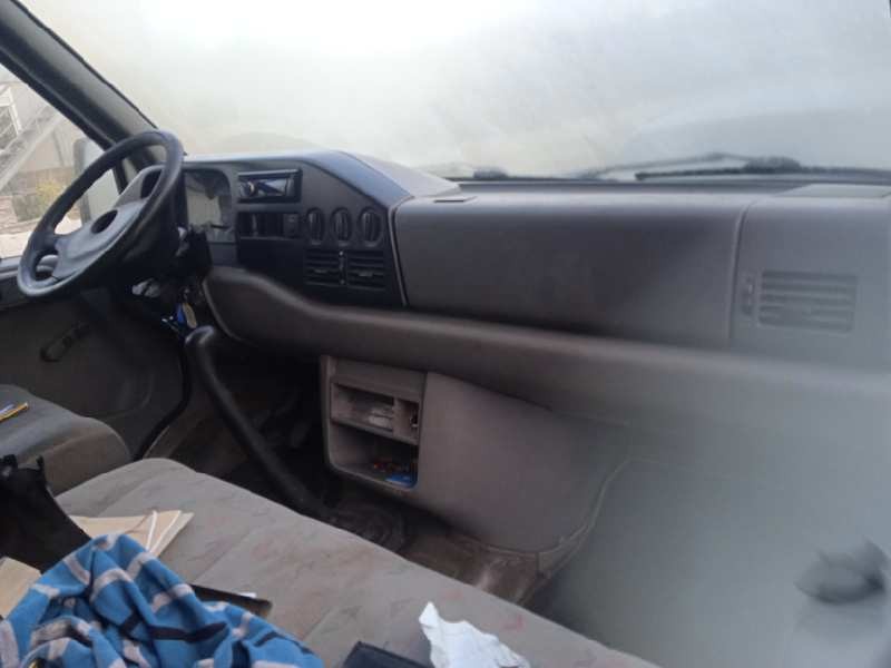 volkswagen lt caja cerrada / combi (mod. 1997) del año 2001