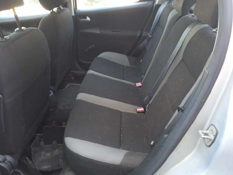 peugeot 207 del año 2007