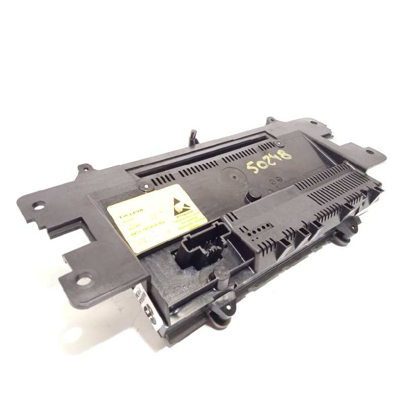 Recambio de mando multifuncion para jaguar xf 3.0 v6 diesel cat referencia OEM IAM 8X2318C858BG  