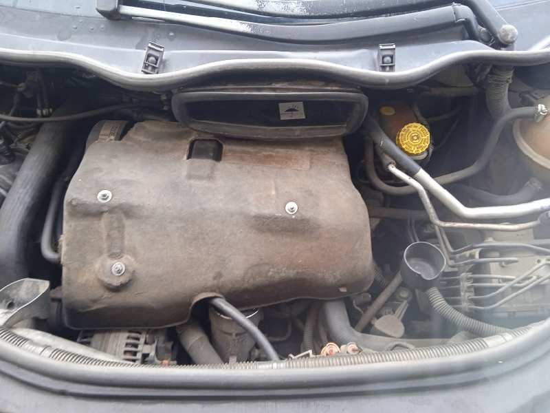 audi a2 (8z) del año 2001