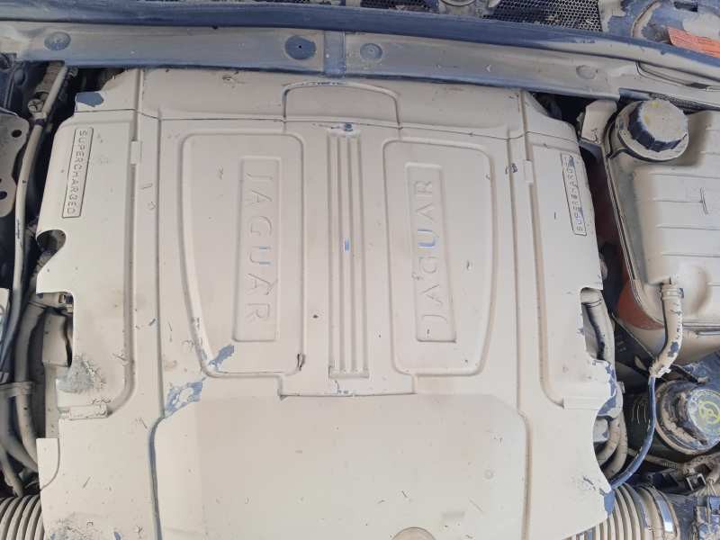 jaguar xf del año 2010