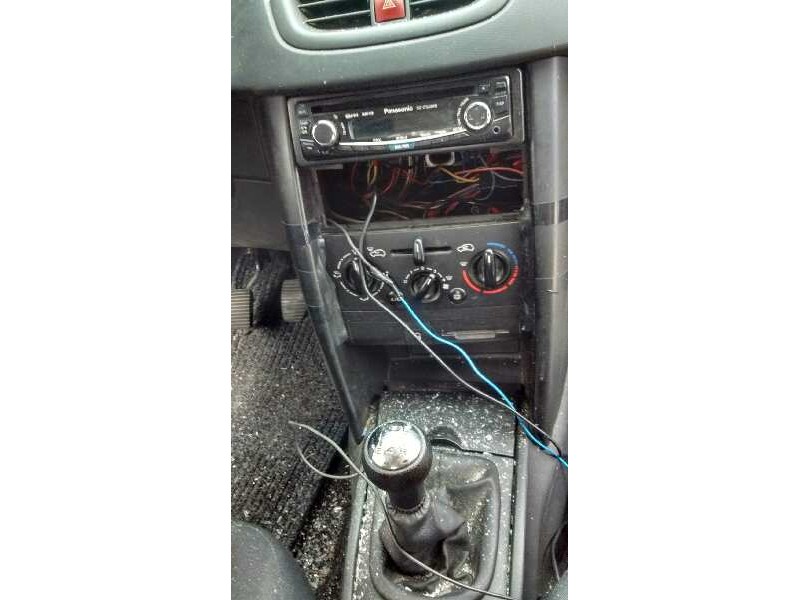 peugeot 207 del año 2007