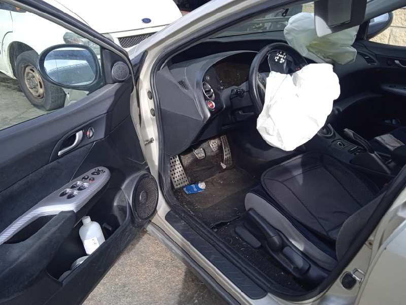 honda civic berlina 5 (fk) del año 2007