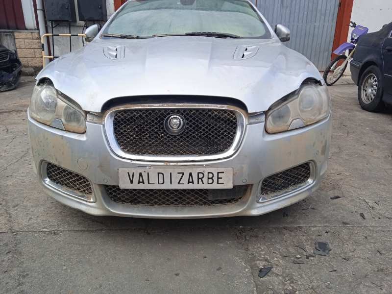 jaguar xf del año 2010