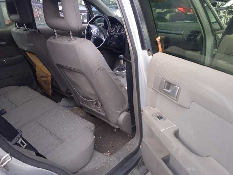 audi a2 (8z) del año 2001