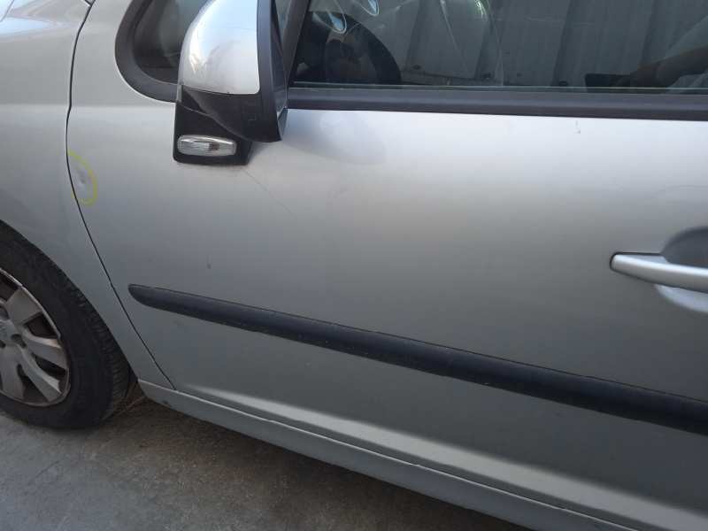 peugeot 207 del año 2007