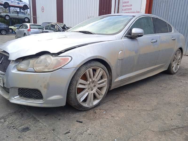 jaguar xf del año 2010