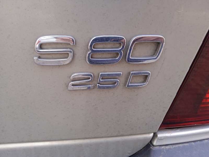 volvo s80 berlina del año 2000