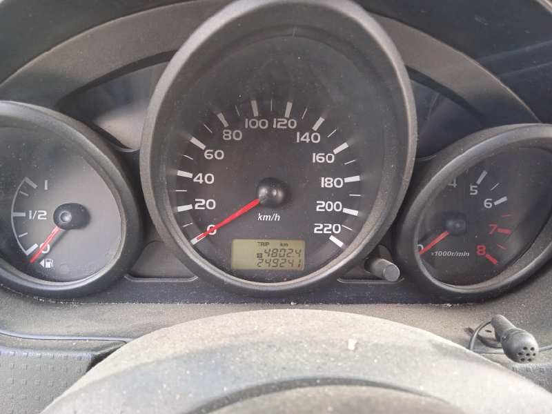 mitsubishi colt berlina 3 (cz) del año 2007