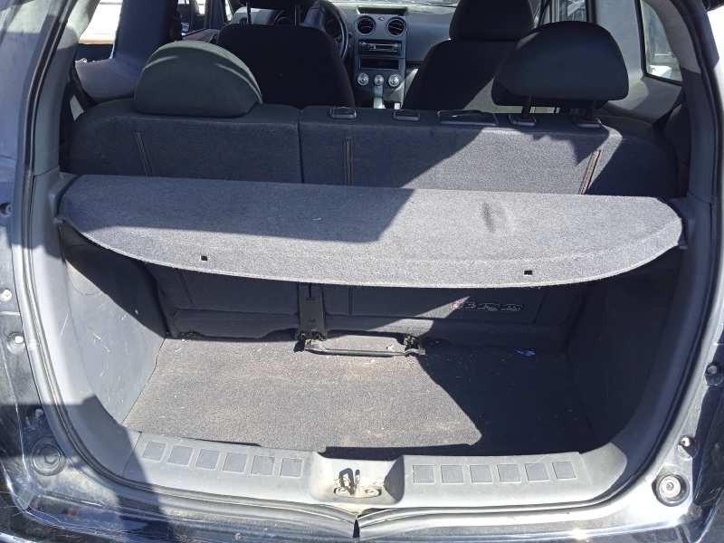 mitsubishi colt berlina 3 (cz) del año 2007