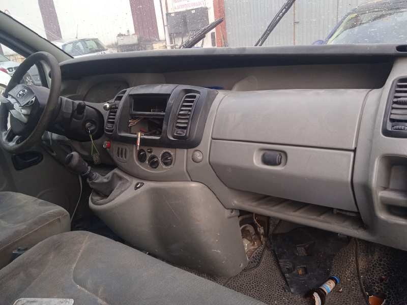 nissan primastar (x83) del año 2003