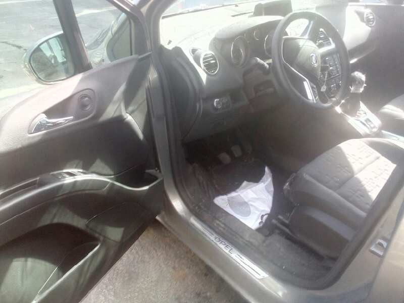 opel meriva b del año 2015