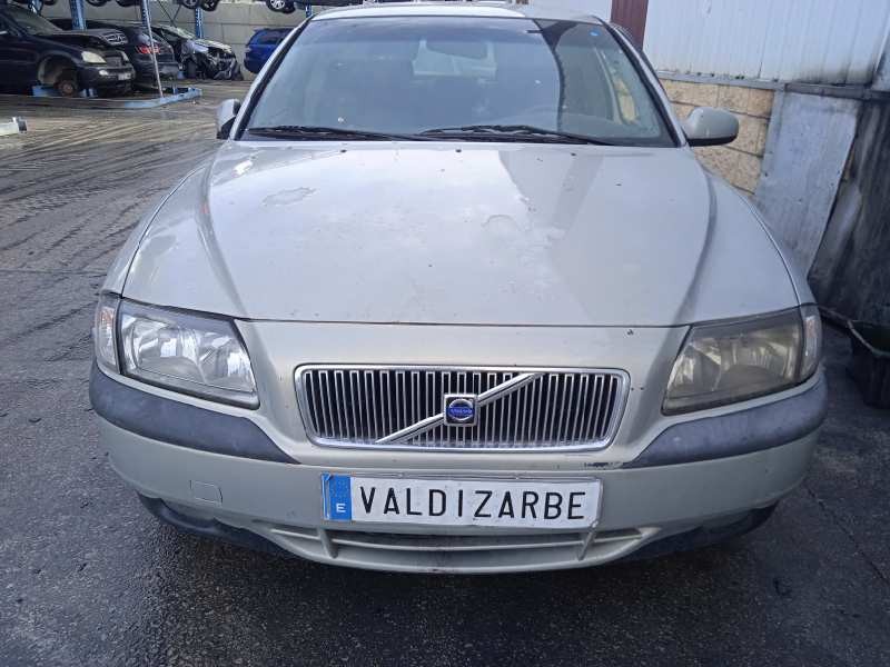 volvo s80 berlina del año 2000