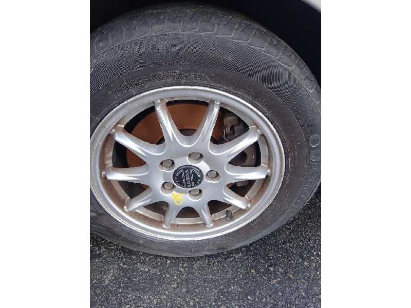 volvo s80 berlina del año 2000