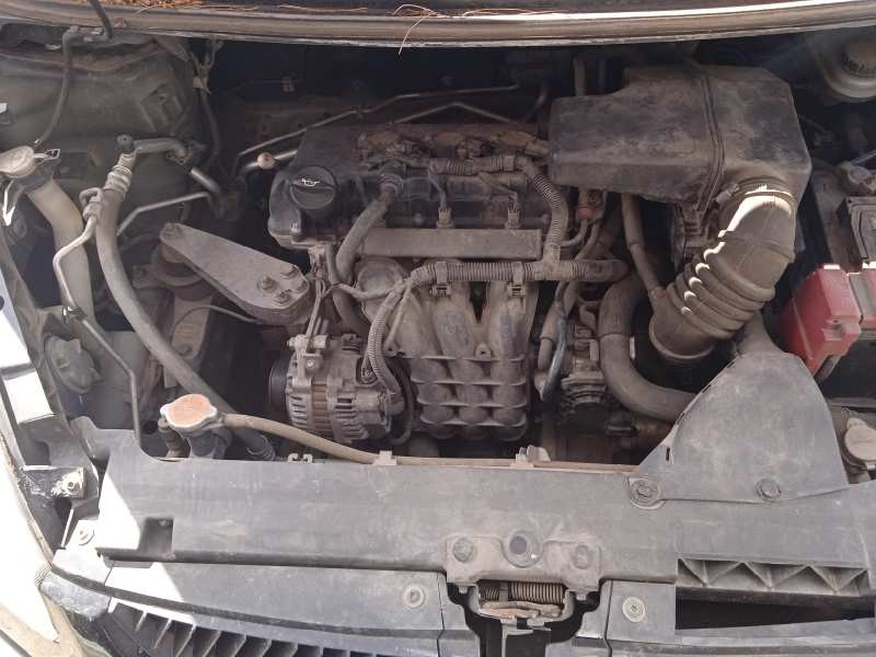 mitsubishi colt berlina 3 (cz) del año 2007