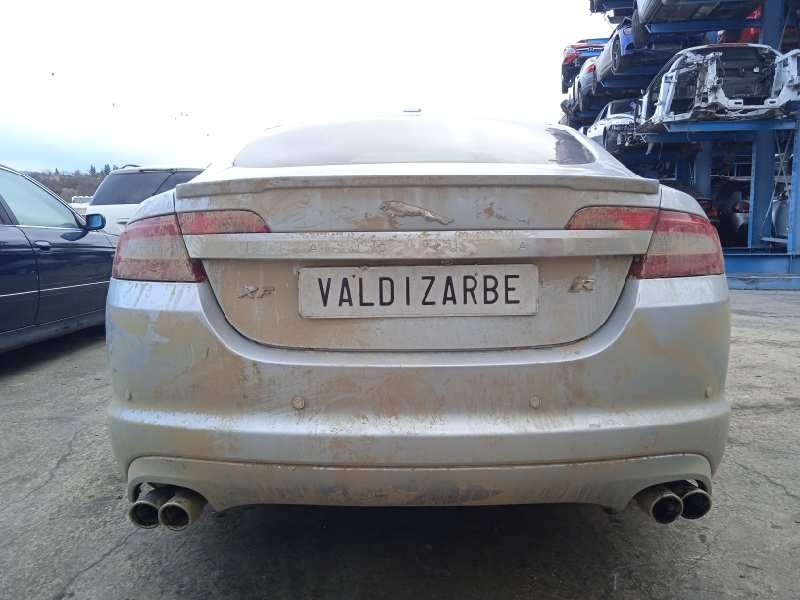 jaguar xf del año 2010