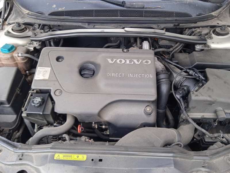 volvo s80 berlina del año 2000
