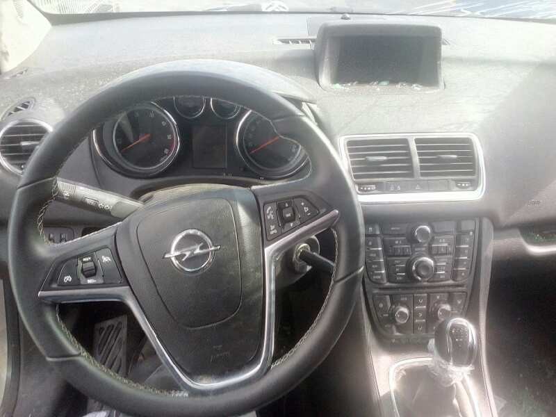 opel meriva b del año 2015