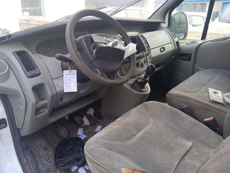 nissan primastar (x83) del año 2003