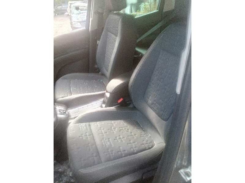 opel meriva b del año 2015