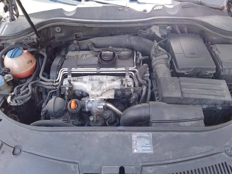 volkswagen passat variant (3c5) del año 2006